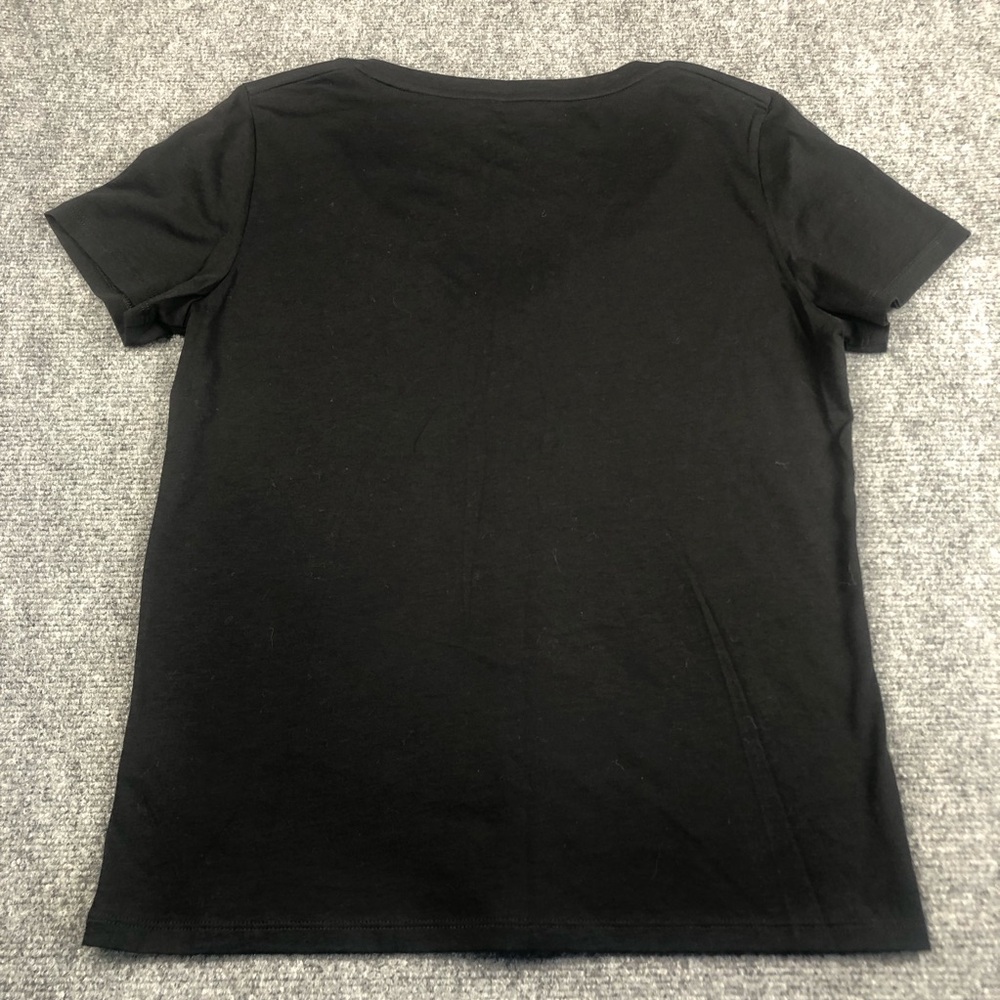 Vince Women's Essential Pima Cotton V-Neck Tee - Picture 5 of 9